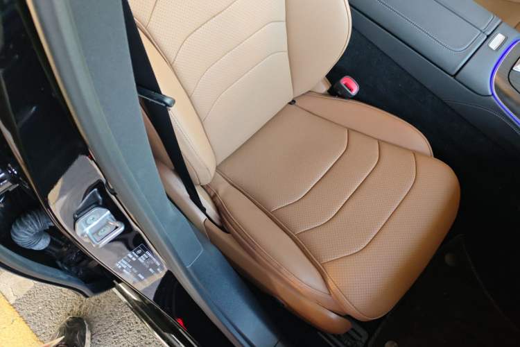 Used Mercedes-Benz E-Class 2024 E 300 L Fashion Sport Model
