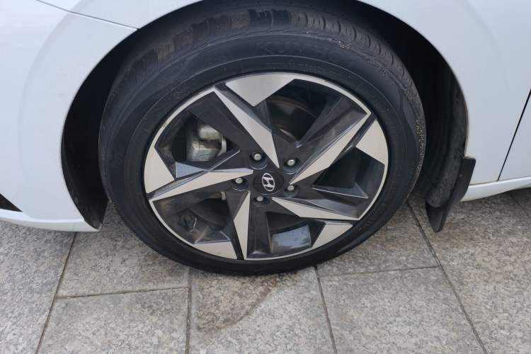 Used Hyundai Elantra 2022 1.5L CVT LUX Prestige Edition