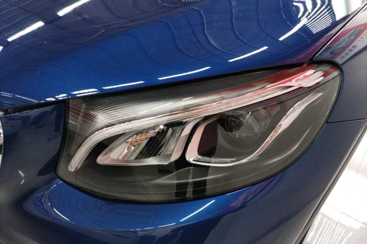 Used Mercedes-Benz GLC 2019 GLC 260 L 4MATIC Dynamic Model
