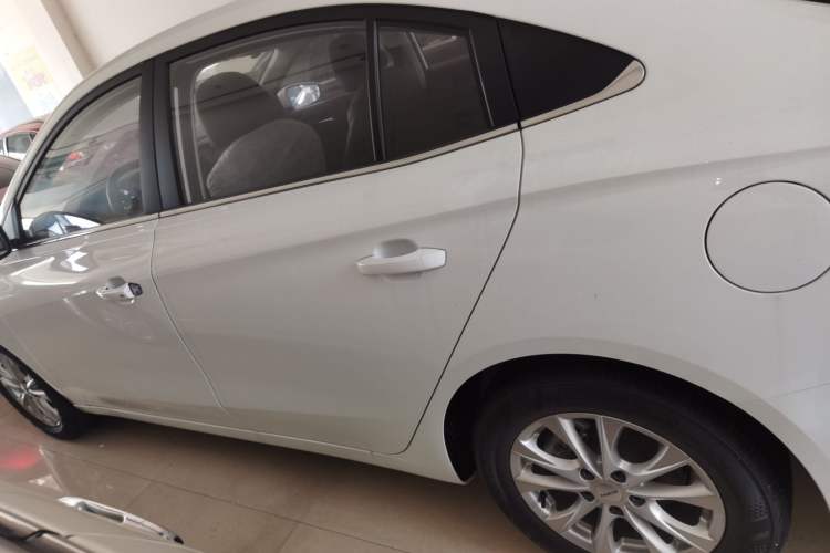 Used Roewe i5 2023 1.5L CVT Luxury Edition
