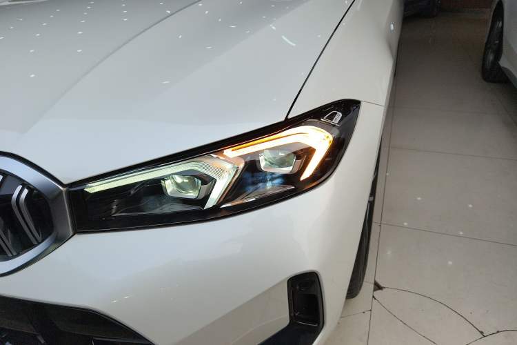 Used BMW 3 Series 2024 320i M Sport Package