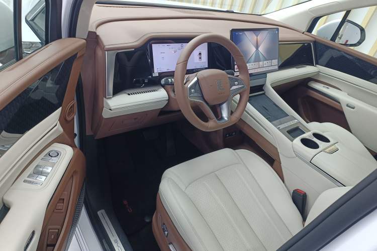 Used BYD Xia 2025 DM-i 1.5T 180km Beyond Edition
