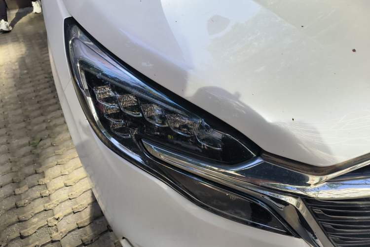 Used Buick GL8 2021 ES Landtrek 653T Comfort Edition