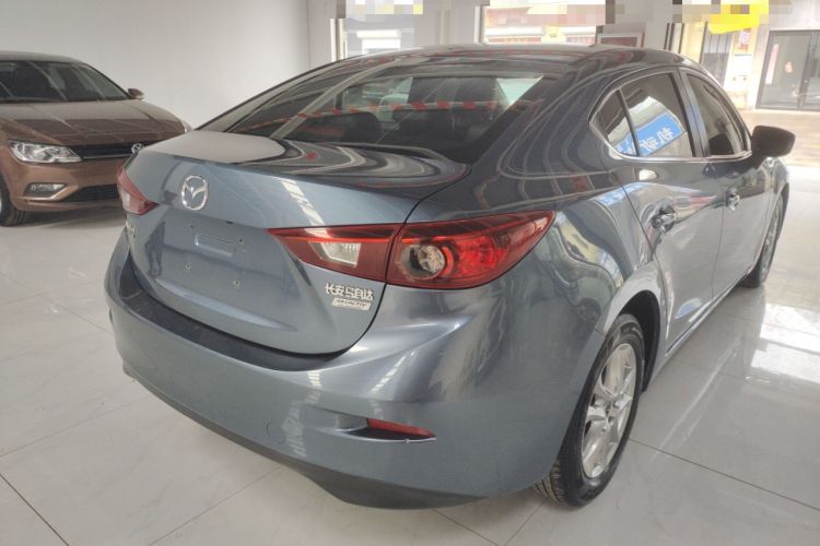 Used Mazda Mazda 3 Axela 2014 Sedan 1.5L Manual Comfort Model