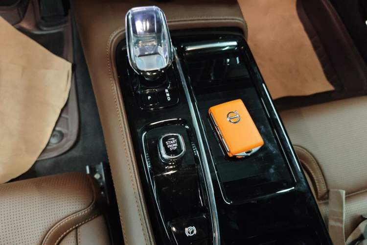 Used Volvo S90 New Energy 2024 Plug-in Hybrid Four-Wheel Drive Long-Range Luxury Smart Edition