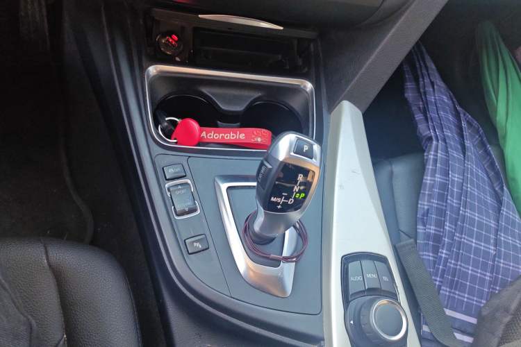 Used BMW 3 Series 2015 320Li Luxury Edition Fashion Model
