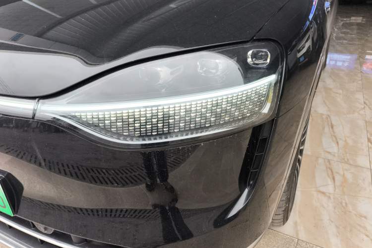 Used Hima AITO M9 2024 Range-Extended Ultra Version 52 kWh 5-Seater Model
