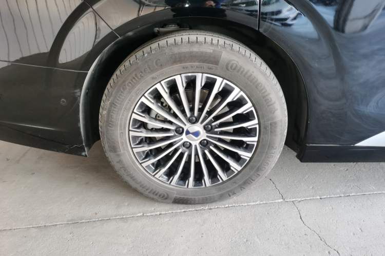 Used Denza D9 2022 DM-i 970 Four-Wheel Drive Prestige Model