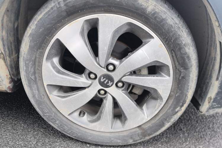 Used Kia KX Cross 2017 1.4L AT GLS