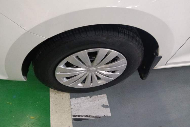 Used Volkswagen Santana 2016 1.6L Automatic Fashion Edition
