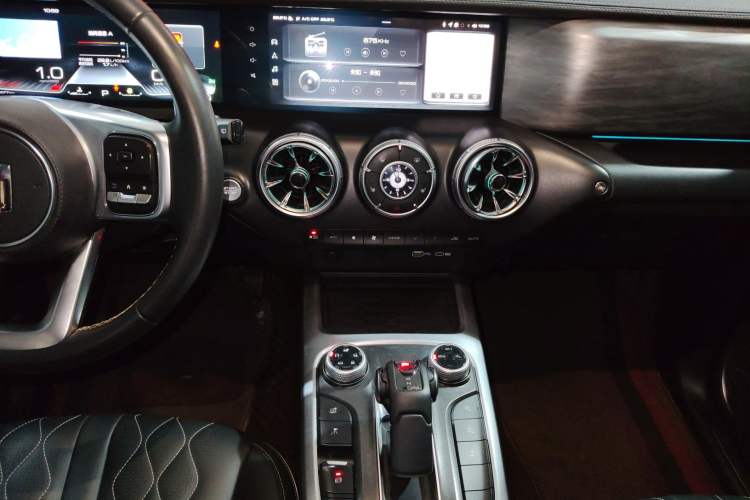 Used Tank 300 2023 Off-Road Edition 2.0T Challenger
