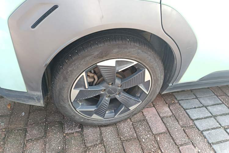 Used AION Y 2022 70 Intelligent Edition Lithium Iron Phosphate
