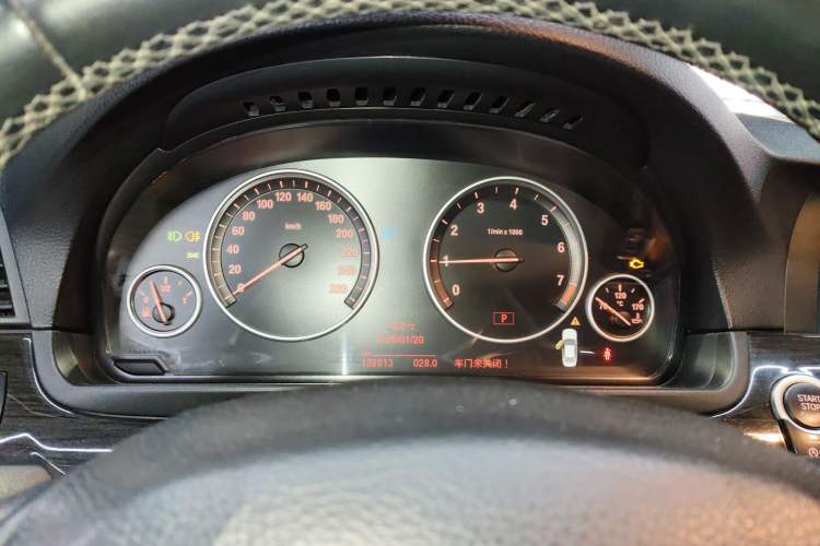 Used BMW 5 Series 2014 525Li Luxury Design Package