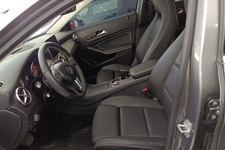 Used Mercedes-Benz GLA 2016 GLA 220 4MATIC Luxury Model