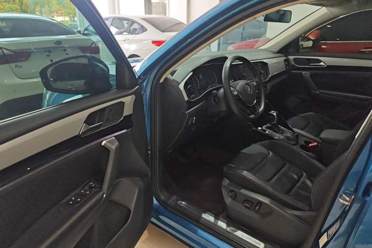 Used Volkswagen Tayron 2019 330TSI Two-Wheel Drive Luxury Model China VI Standard
