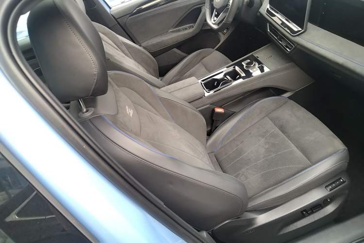 Used Volkswagen Tiguan L 2024 PRO 380TSI Four-Wheel Drive R-Line Prestige Edition
