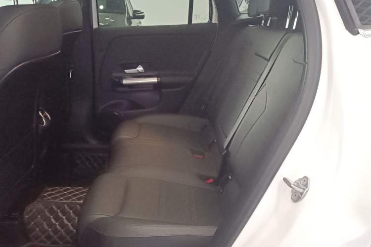 Used Mercedes-Benz GLA 2023 GLA 220
