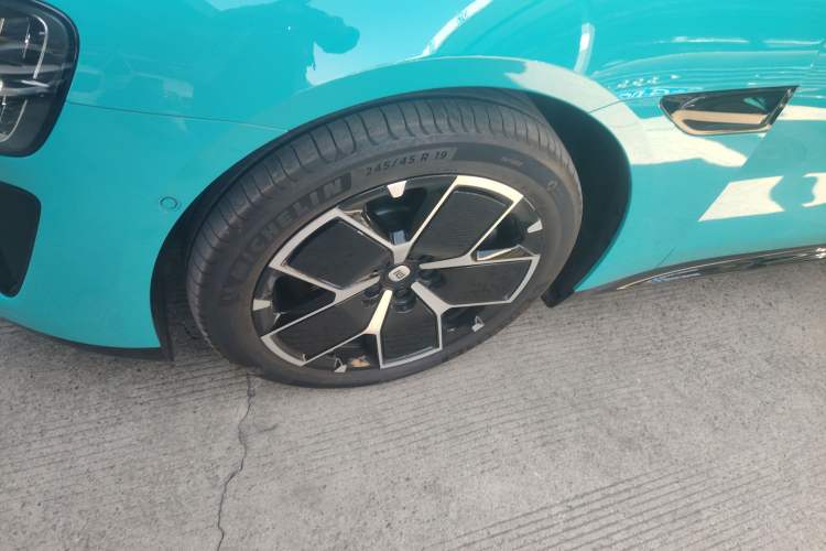 Used  SU7 2024 Rear-Drive Ultra-Long Range Advanced Pro-Level Intelligent Driving Version