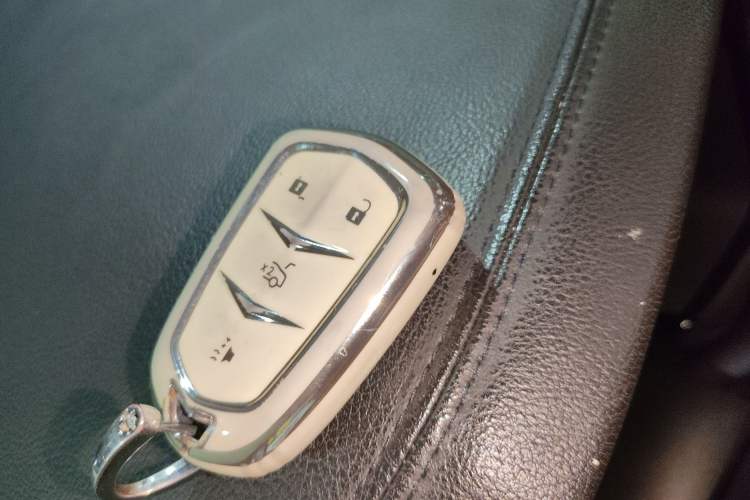 Used Cadillac XT5 2016 25T Luxury Model