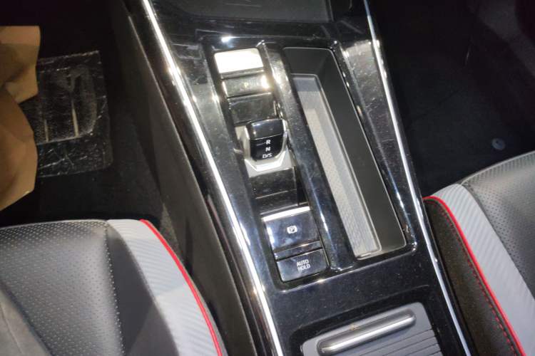 Used Volkswagen Lamando 2022 Lavida L 280TSI DSG Cool & Spicy Edition
