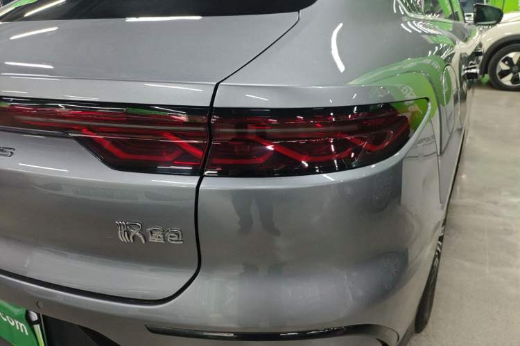 Used BYD Han 2024 DM-i Glory Edition 121KM Premium Model