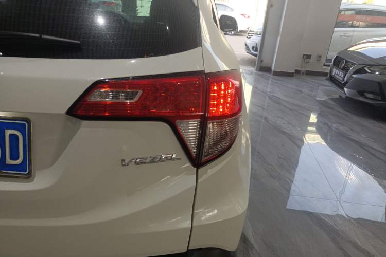 Used Honda Vezel 2020 1.5L CVT Pioneer Edition