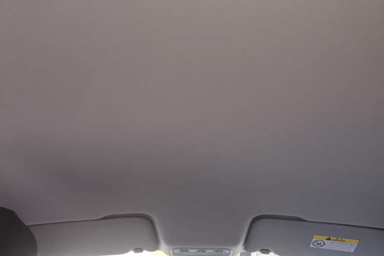 Used Venucia T70 2015 2.0L Manual RuiQu Version