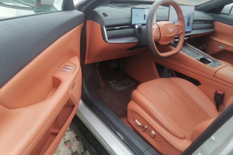 Used  eπ007 2025 Model Pure-Electric 565 All-Wheel-Drive Max Leading Edition