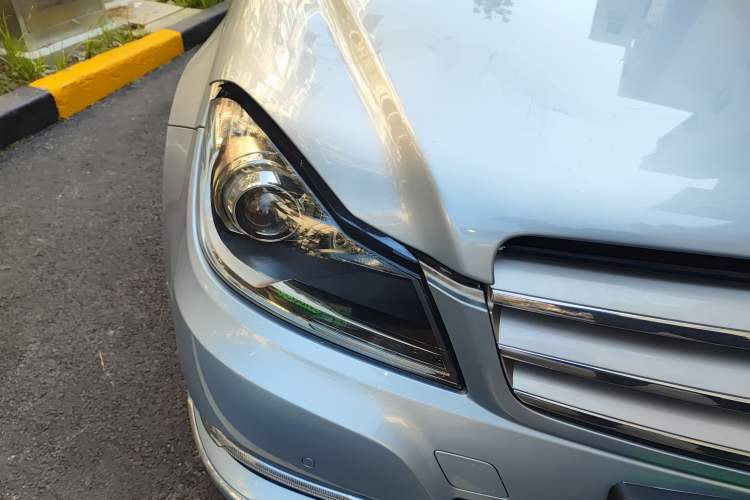 Used Mercedes-Benz C-Class (Import) 2011 C 200 Fashion Travel Edition
