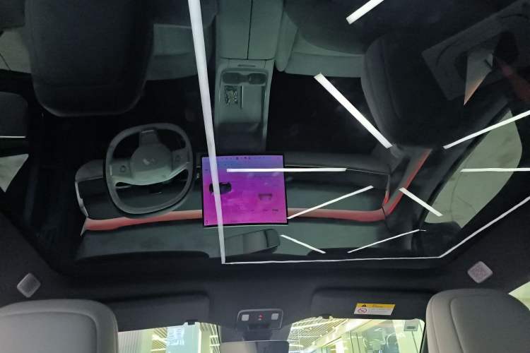 Used ONVO L60 2024 60 kWh All-Wheel Drive
