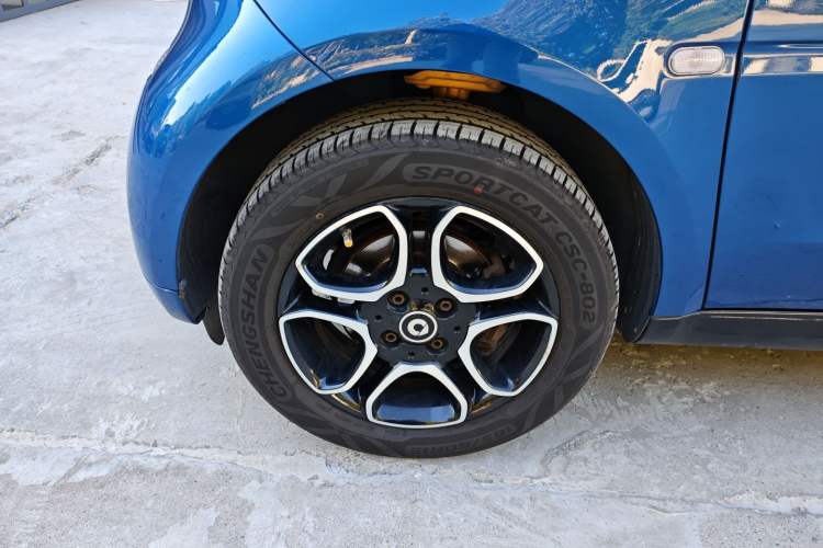 Used  fortwo 2015 1.0L 52 kW Hardtop Passion Edition
