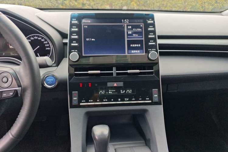 Used Toyota Avalon 2019 Dual-Engine 2.5L Luxury Edition China VI Standard
