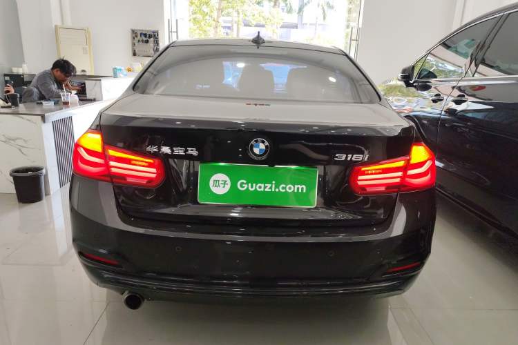 Used BMW 3 Series 2017 318i Fashion Model
