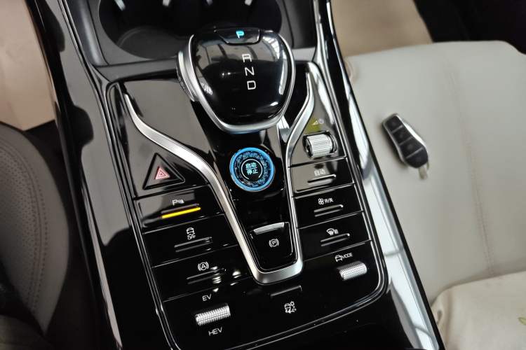 Used BYD Qin PLUS 2024 HONOR Edition DM-i 55KM Leading Model