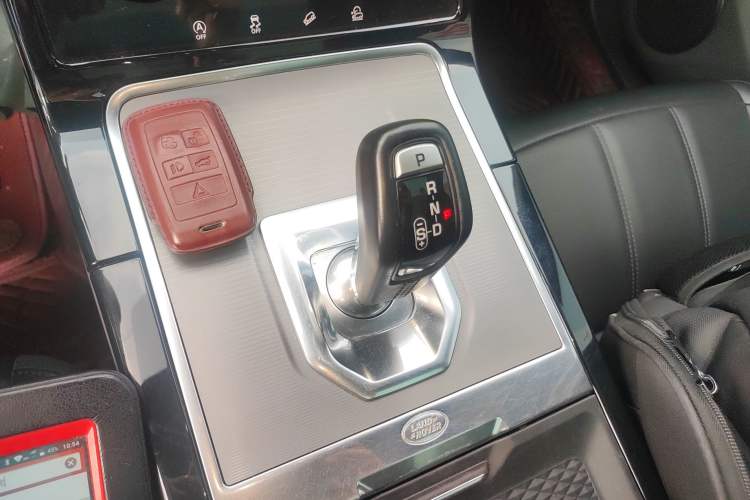 Used Land Rover Range Rover Evoque 2020 249 PS Youth Edition