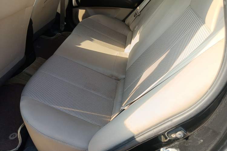 Used Hyundai Celesta 2011 1.6L Manual Comfort Version
