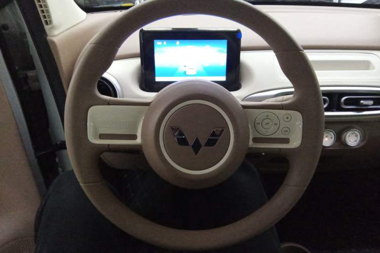 Used Wuling Hongguang MINIEV 2025 Four-Door Version Advanced Edition