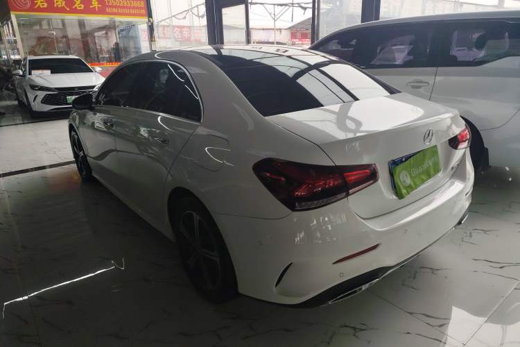 Used Mercedes-Benz A-Class 2022 Revised Version A 200 L Sport Sedan Fashionable Style