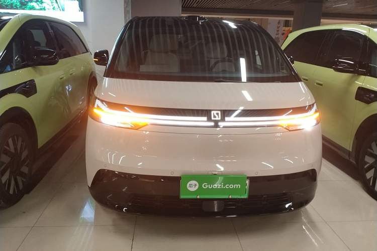 Used Zeekr MIX 2025 Long-Range Intelligent Driving Edition
