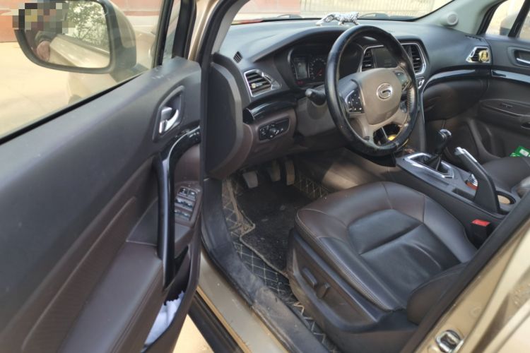 Used GAC Trumpchi GS4 2017 235T Manual Two-Wheel Drive Luxury Edition
