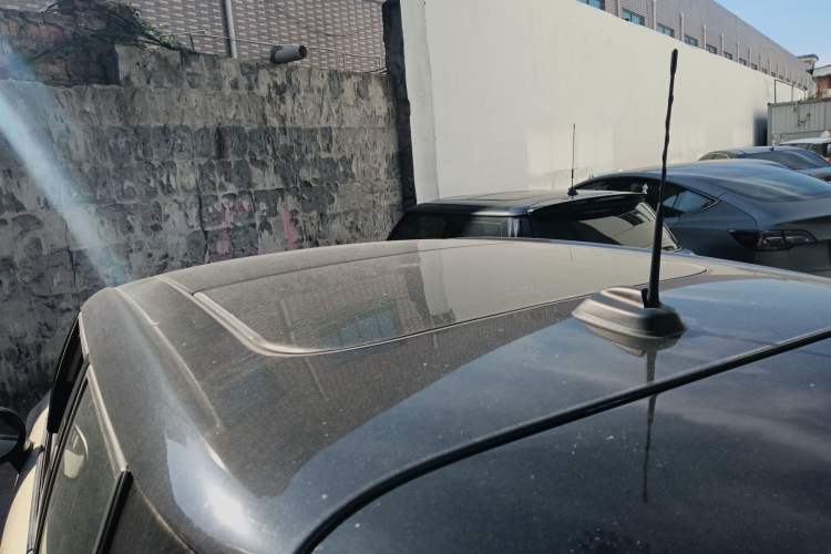 Used  MINI 2015 1.5T COOPER Fun Five-Door Edition
