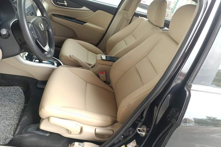 Used Honda Crider 2016 1.8L CVT Luxury Edition