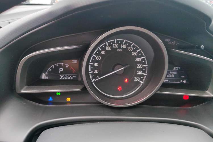 Used Mazda Mazda 3 Axela 2017 Sedan 1.5L Automatic Comfort Model Emission Standard China V
