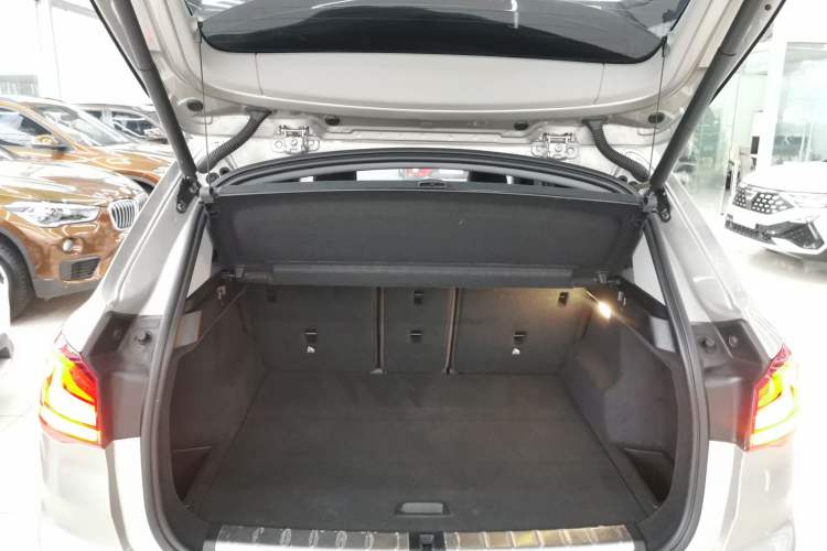 Used BMW X1 2022 sDrive25Li Leading Model
