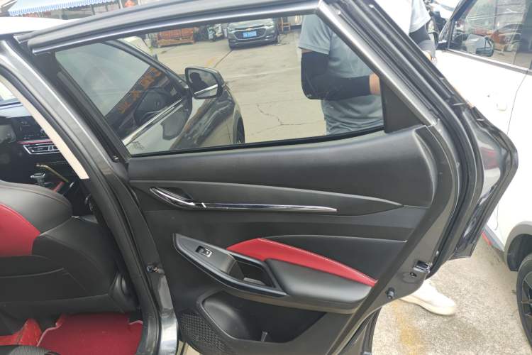 Used Oshan X5 2021 1.5T DCT Prestige Edition
