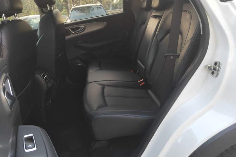 Used Roewe RX5 2020 PLUS 300TGI Automatic Ali National Style Luxury Edition
