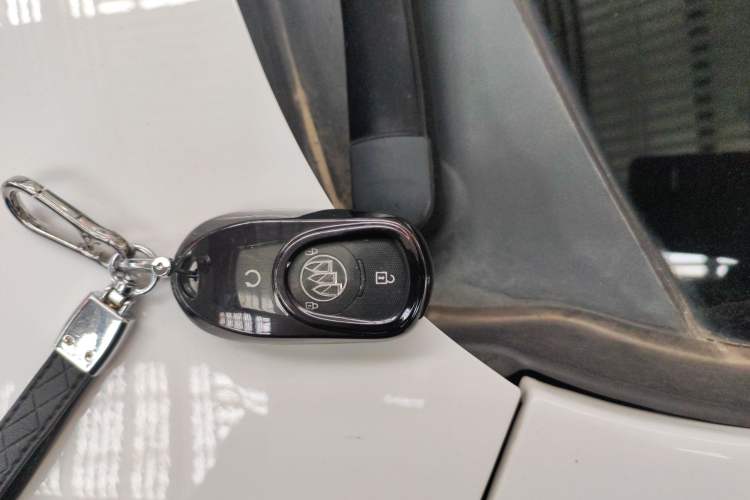 Used Buick Velite 6 2020 Plug-in Hybrid Connected Fashion Model
