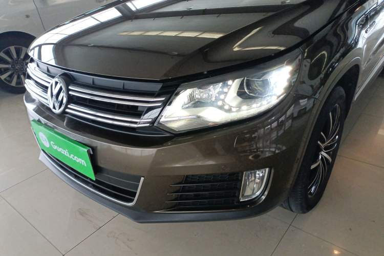 Used Volkswagen Tiguan 2015 2.0 TSI Automatic All-Wheel Drive Flagship Edition