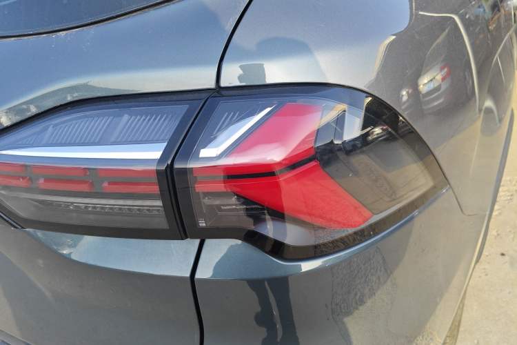 Used Geely Auto Haoyue L 2024 2.0T DCT Flagship Version
