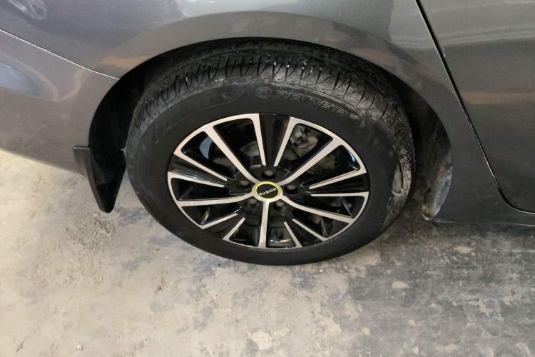 Used Roewe i5 2021 1.5L CVT Diamond Edition